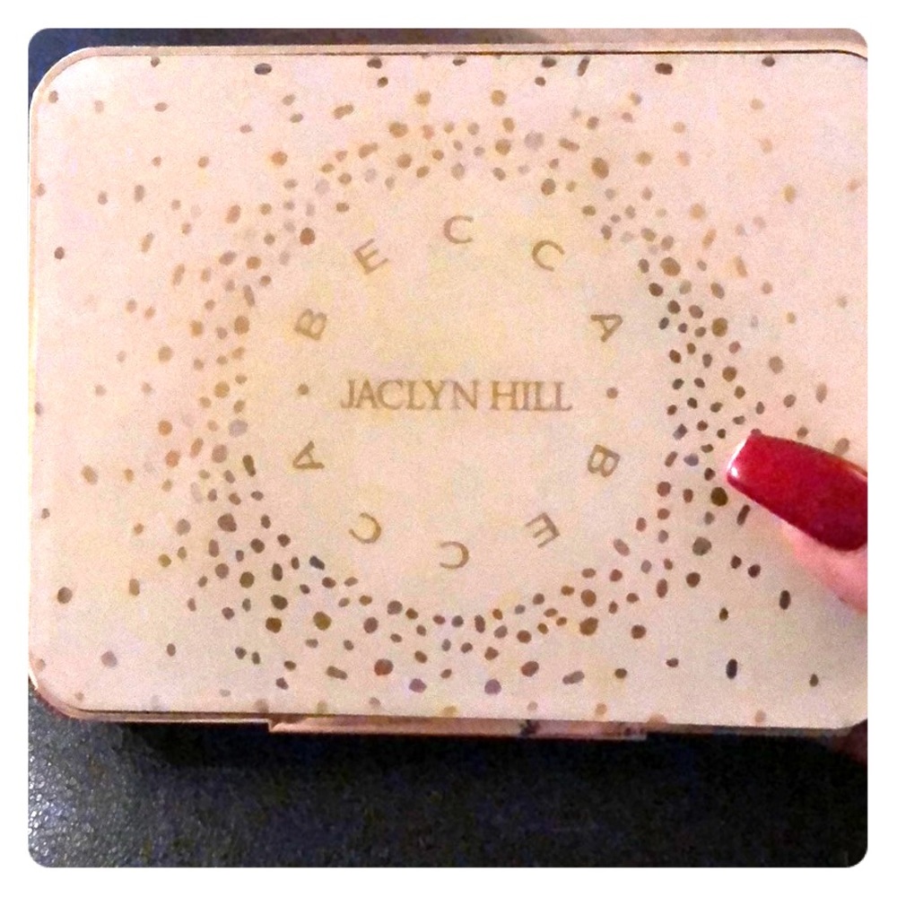 Jaclyn Hill x BECCA limited edition Platte